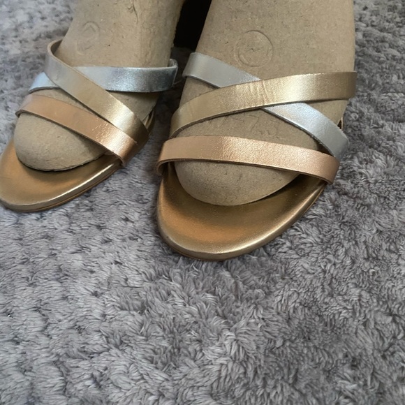 Steve Madden's Reagan city sandals - Picture 8 of 11